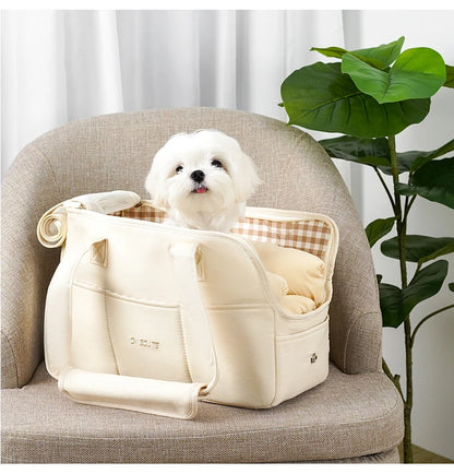 One-shoulder bags to carry small dogs