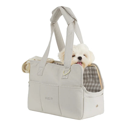 One-shoulder bags to carry small dogs