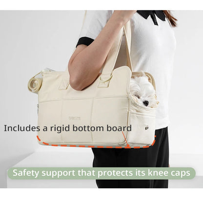 One-shoulder bags to carry small dogs